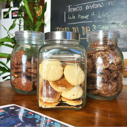 Cookie jars. Freshmade cookies. 